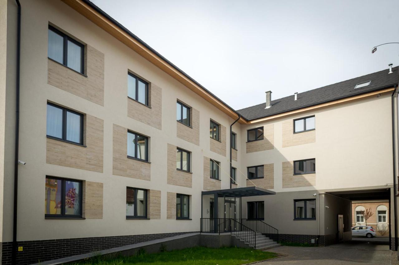 H11 Downtown Apartments Târgu-Mureş Екстериор снимка