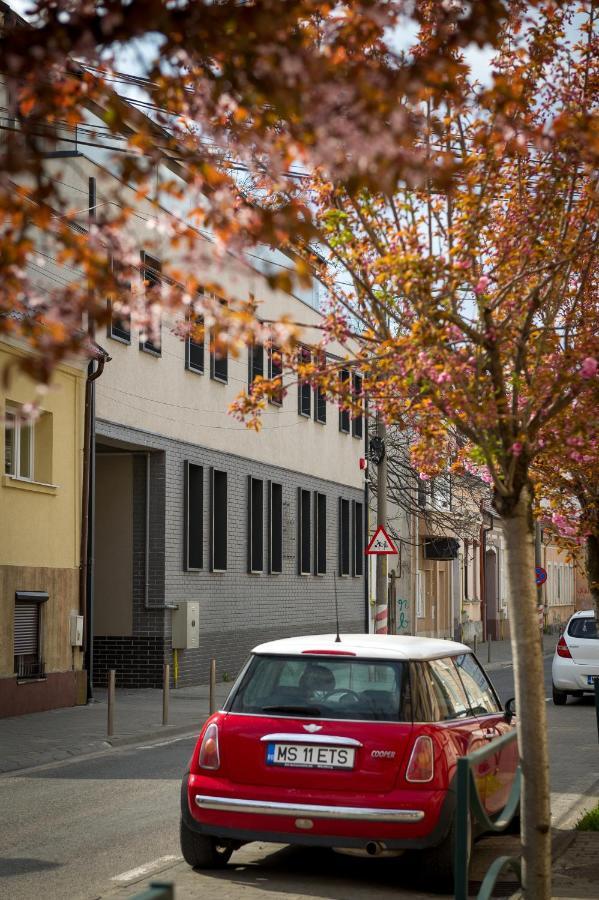 H11 Downtown Apartments Târgu-Mureş Екстериор снимка
