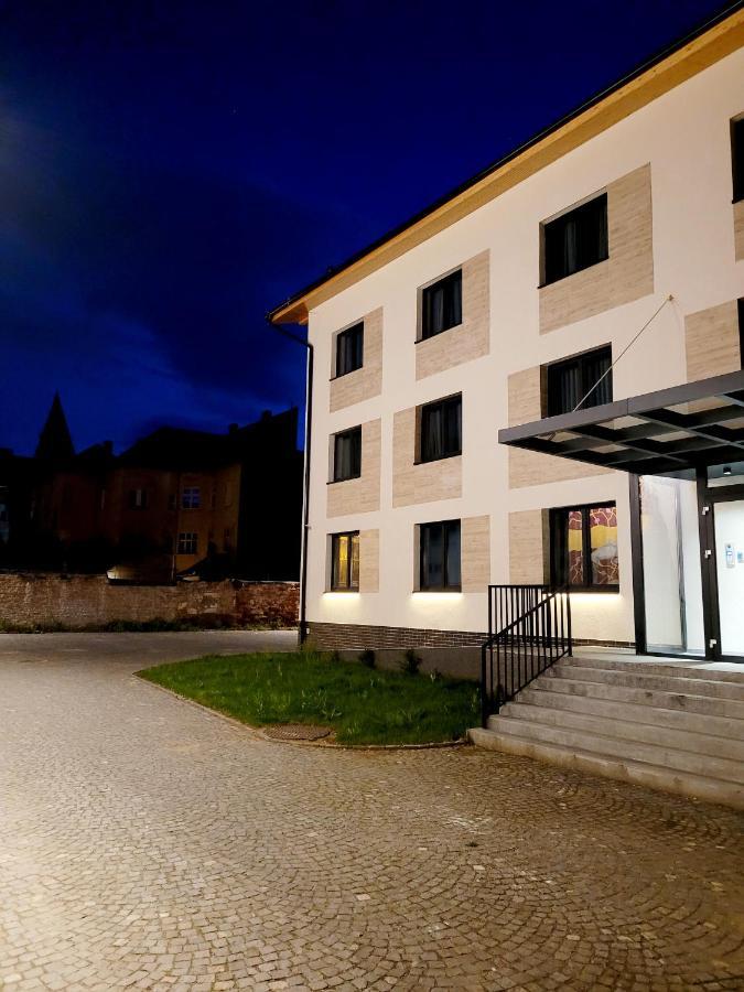 H11 Downtown Apartments Târgu-Mureş Екстериор снимка