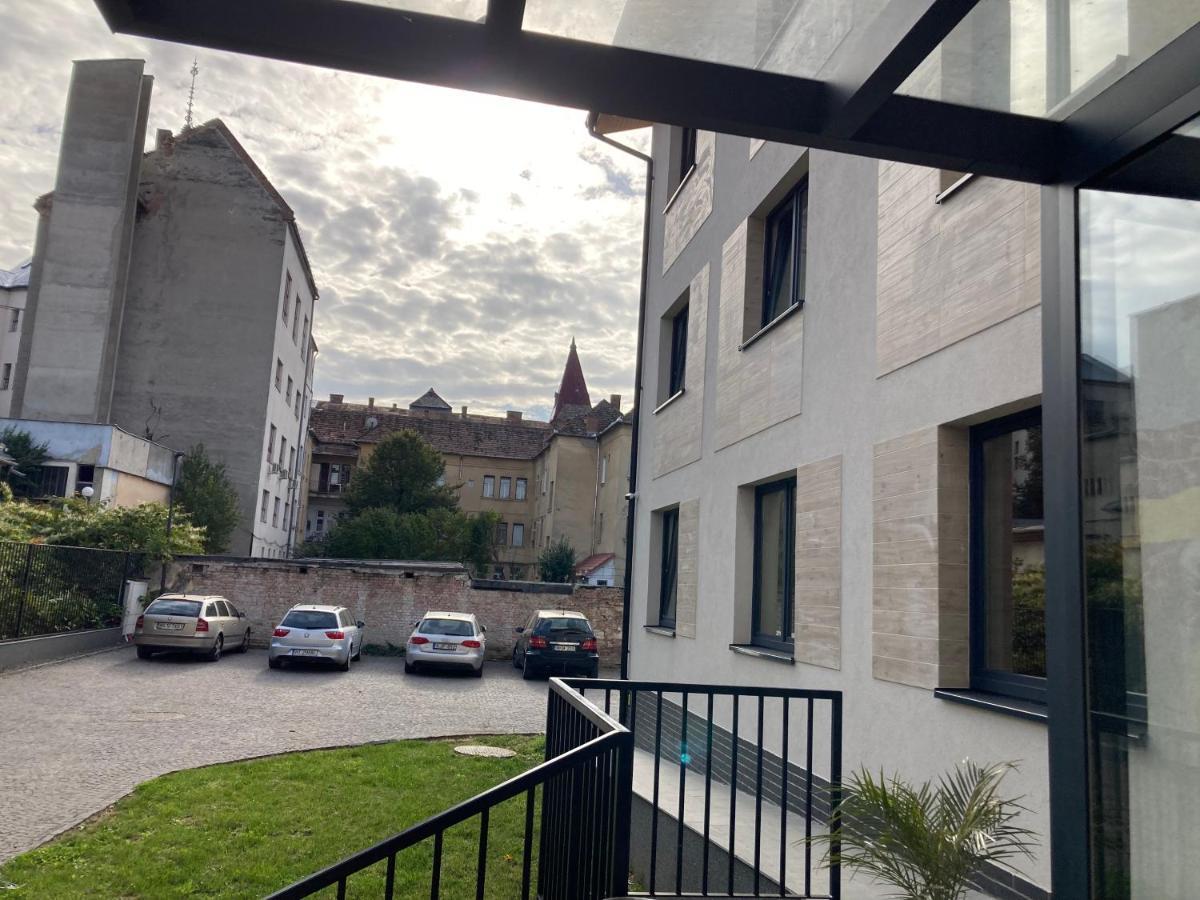 H11 Downtown Apartments Târgu-Mureş Екстериор снимка